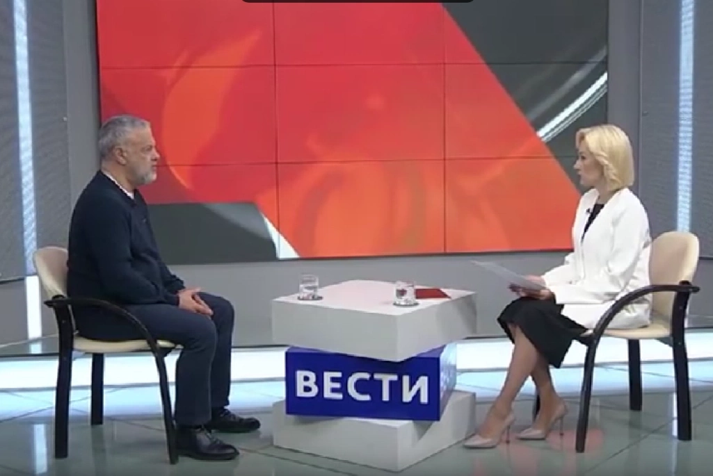 Вести-Интервью. Марк Сартан о приеме первоклассников и наборе учителей в Школу 