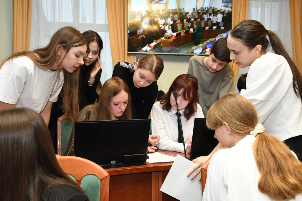 Ребята активно включились в работу комитетов